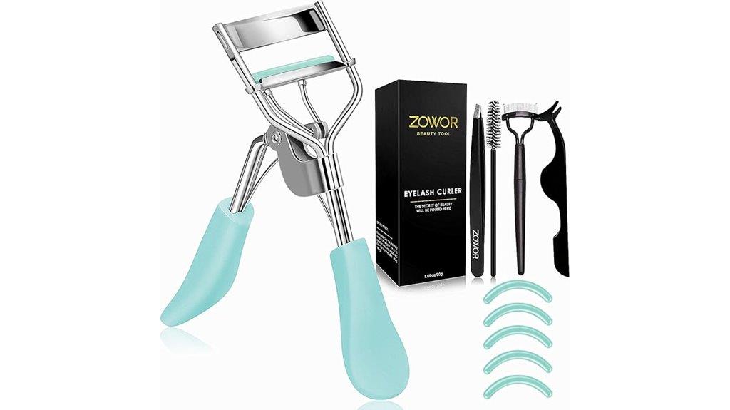eyelash curler with accessories