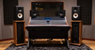 accurate studio monitor placement