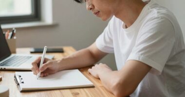 proper drawing posture tips